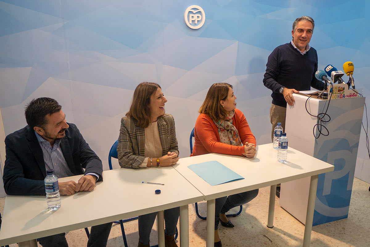 Elías Bendodo, durante su intervención.