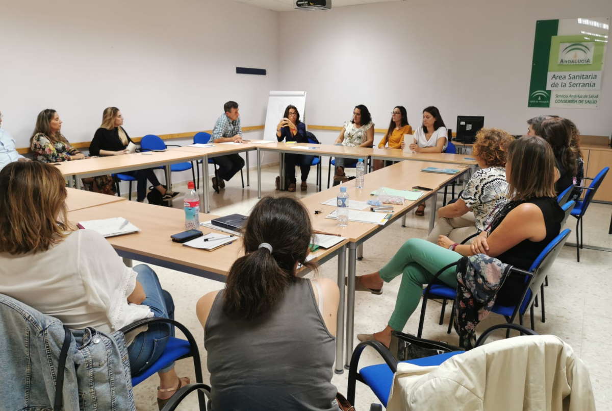 Reunión mantenida por profesionales de diferentes ámbitos implicados en la materia.
