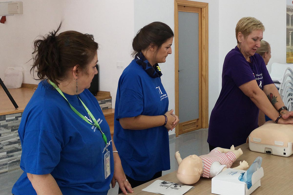 El taller ha sido impartido por una médica especialista en Medicina Familiar y Comunitaria del centro de salud Ronda Norte