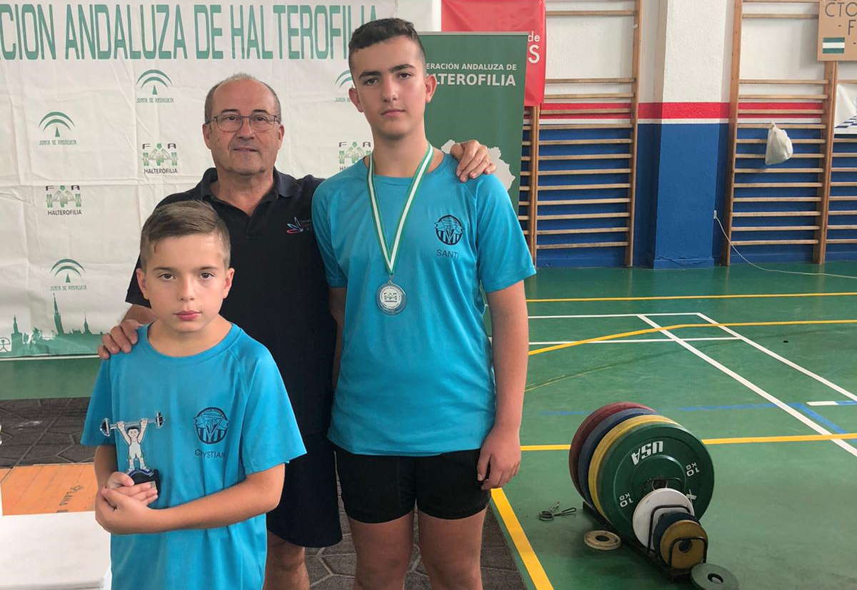 El rondeño Santi Melgar logra la plata en el Campeonato de Andalucía sub-15 de Halterofilia