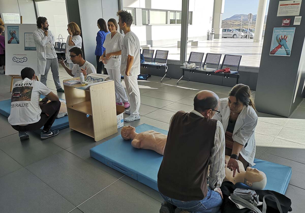 Se han ofrecido explicaciones y prácticas en el Hospital de la Serranía.