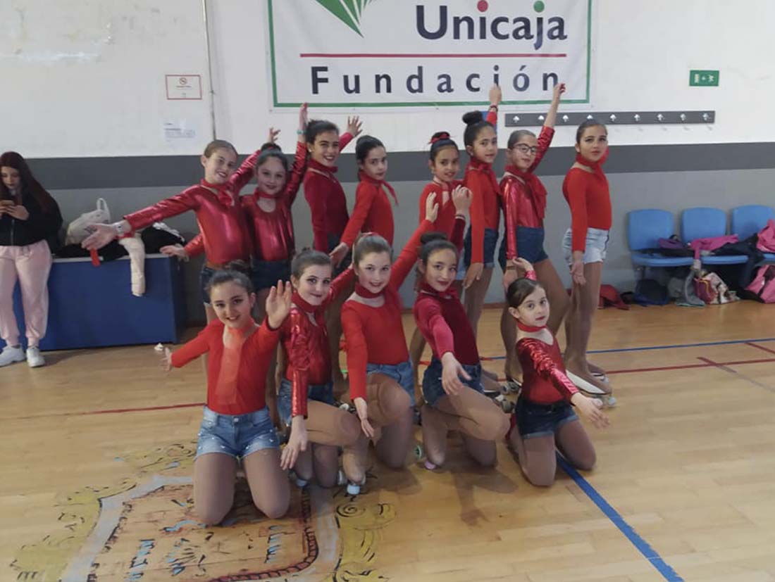 Deportistas en uno de los campeonatos de patinaje artístico celebrado en Ronda.