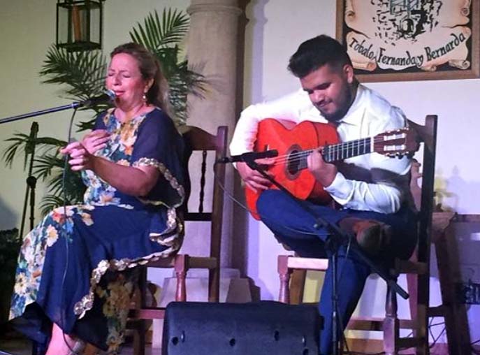 Un momento de la actuación de la cantante chiclanera en la Peña Flamenca de Ronda.