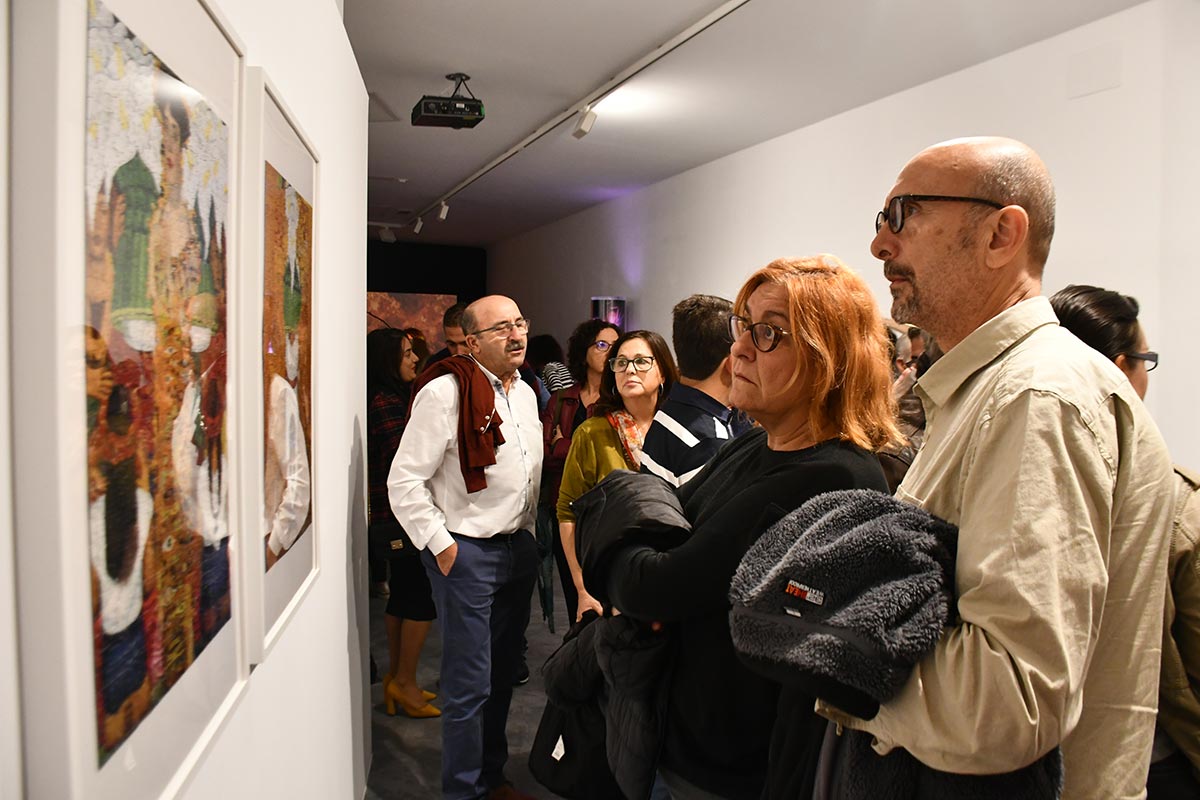 A la inauguración asistieron numerosos vecinos de Genalguacil y apasionados del arte.