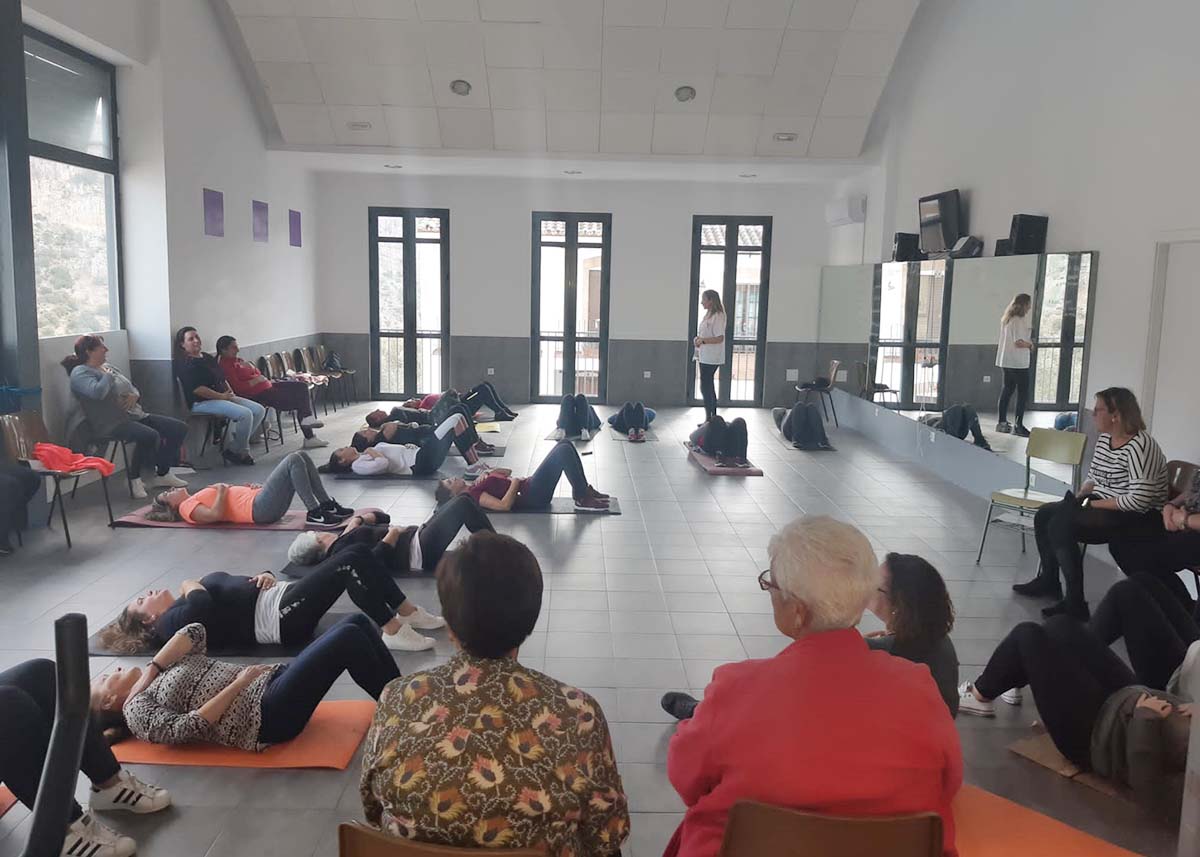 Imagen de una de las actividades que se han organizado dirigidas a las cuidadoras.