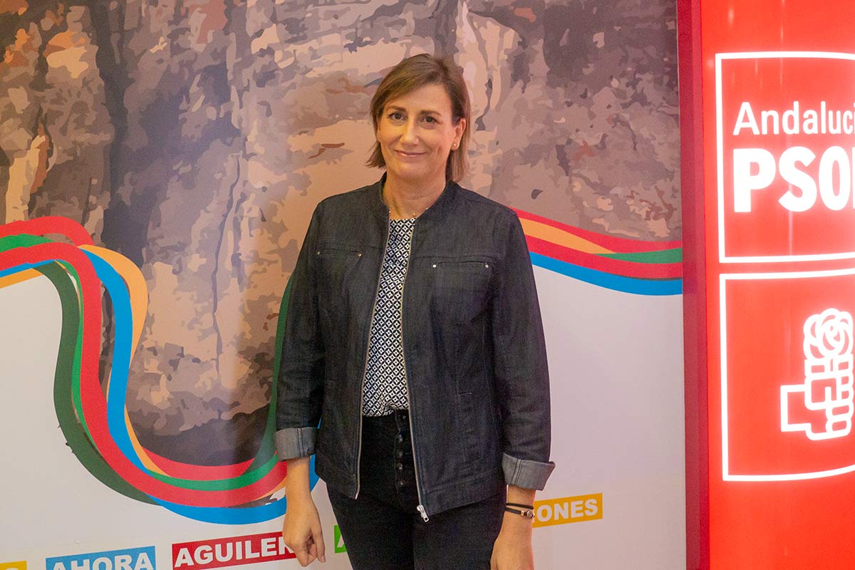 Isabel Aguilera, en la sede del PSOE. (ARCHIVO).