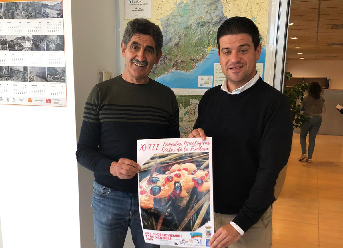 El alcalde de Cortes y el diputado de Turismo de Interior han presentado estas jornadas.