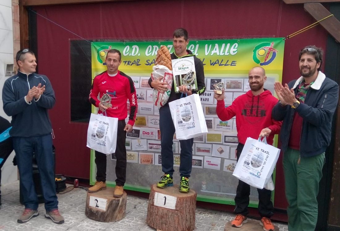 Raúl Guerrero quedó segundo en el VI Trail Cruz del Valle en San José del Valle.