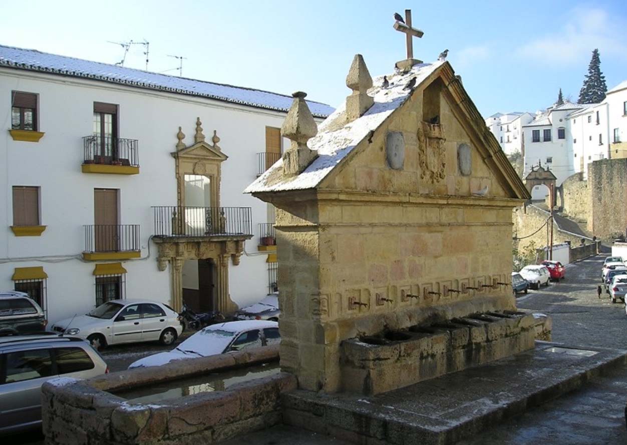 La Fuente de los Ocho Caños será reparada por Patrimonio.