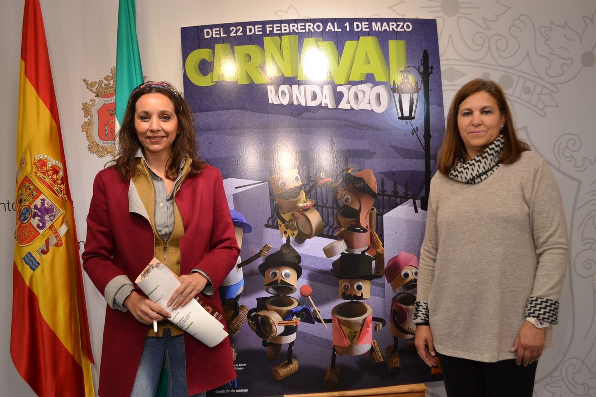La concejal de Fiestas y la presidenta de la asociación han presentado los actos de los Carnavales 2020.