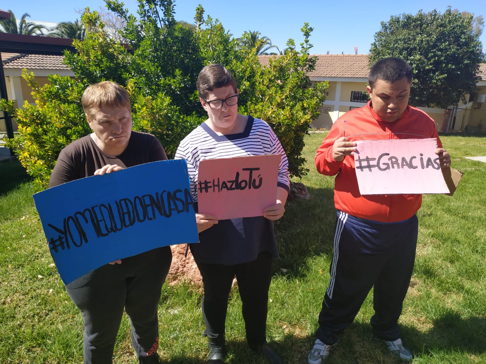 Usuarios de la Reidencia de Asprodisis recomiendan a los rondeños a que se queden en sujs casas.