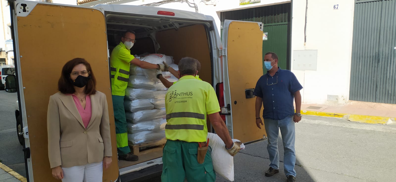 La empresa A.Canthus ha donado 1.000 ilos de garbanzos para el almacén de alimentos.