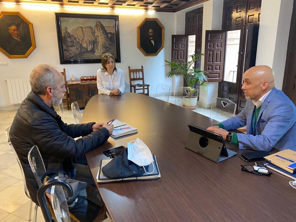 La alcaldesa y responsables sanitarios analizan el proceso de desescalada una vez que Ronda pase a la fase 1