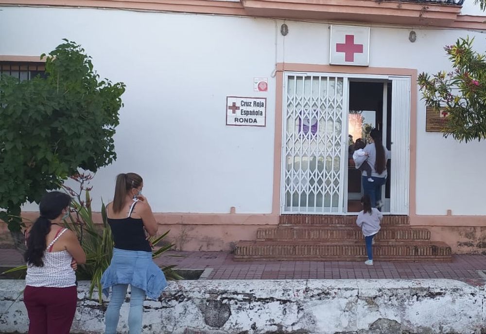 Las tarjetas monedero se ha realizado en las instalaciones de Cruz Roja.