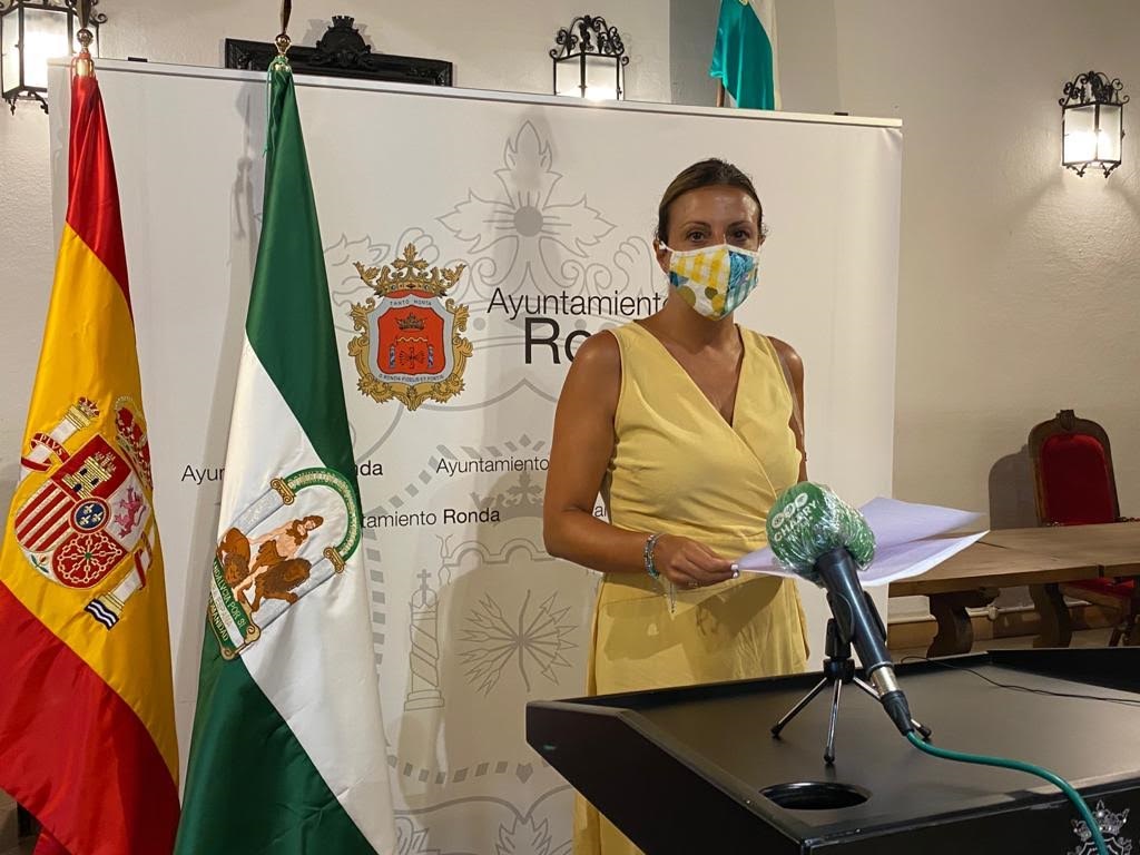 La alcaldesa recuerda las nuevas medidas de la Junta para evitar la propagación del Covid y que son de obligado cumplimiento