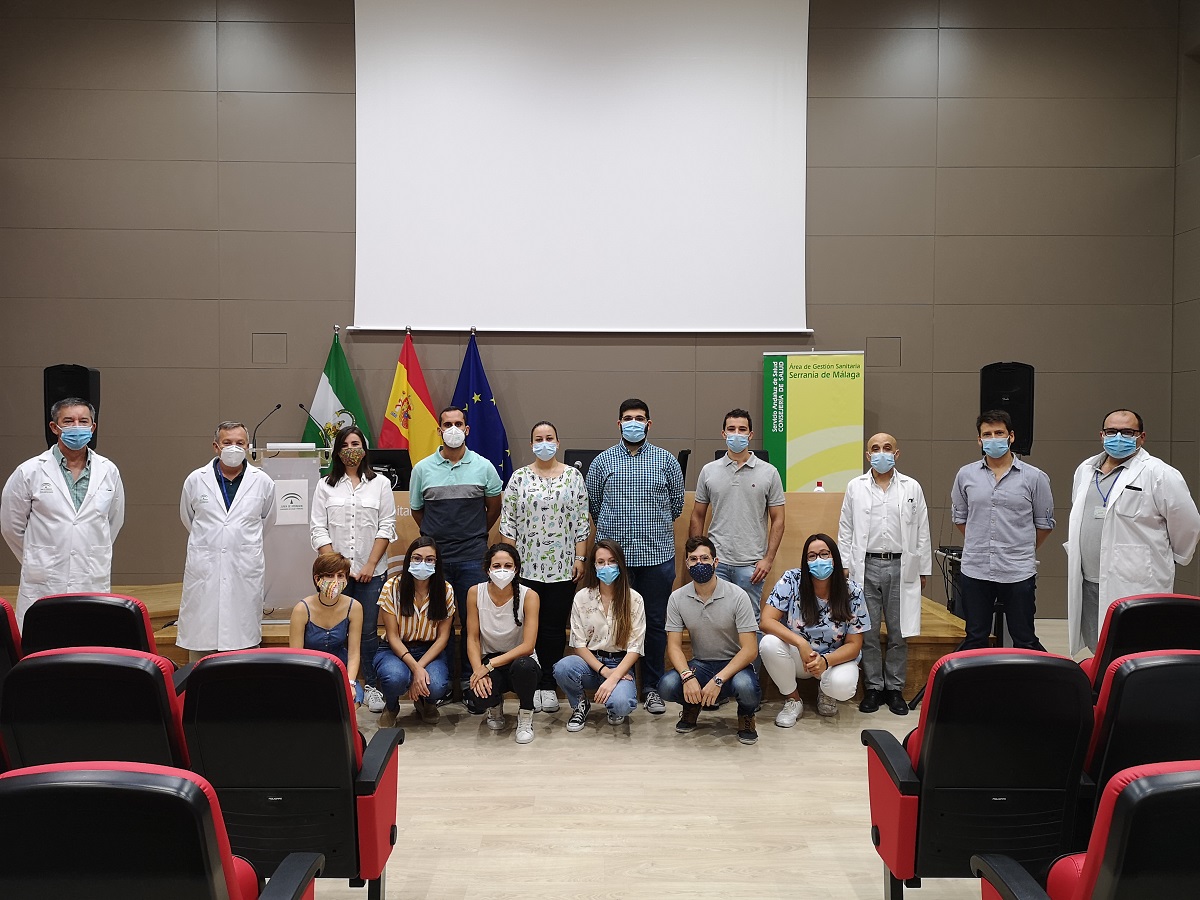 Responsables del Hospital de la Serranía han dado la bienvenida a estos médicos especialistas.