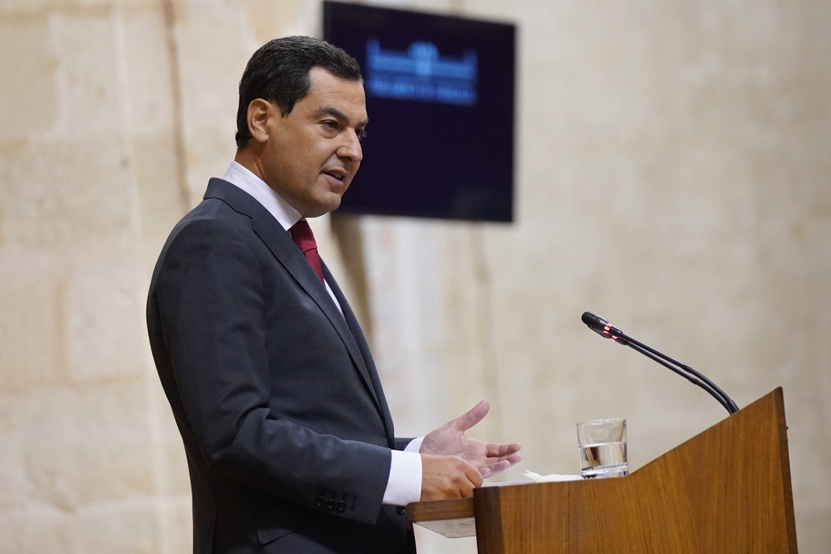 Moreno Bonilla durante el debate sobre el estado de la comunidad celebrado hoy en el parlamento andaluz.