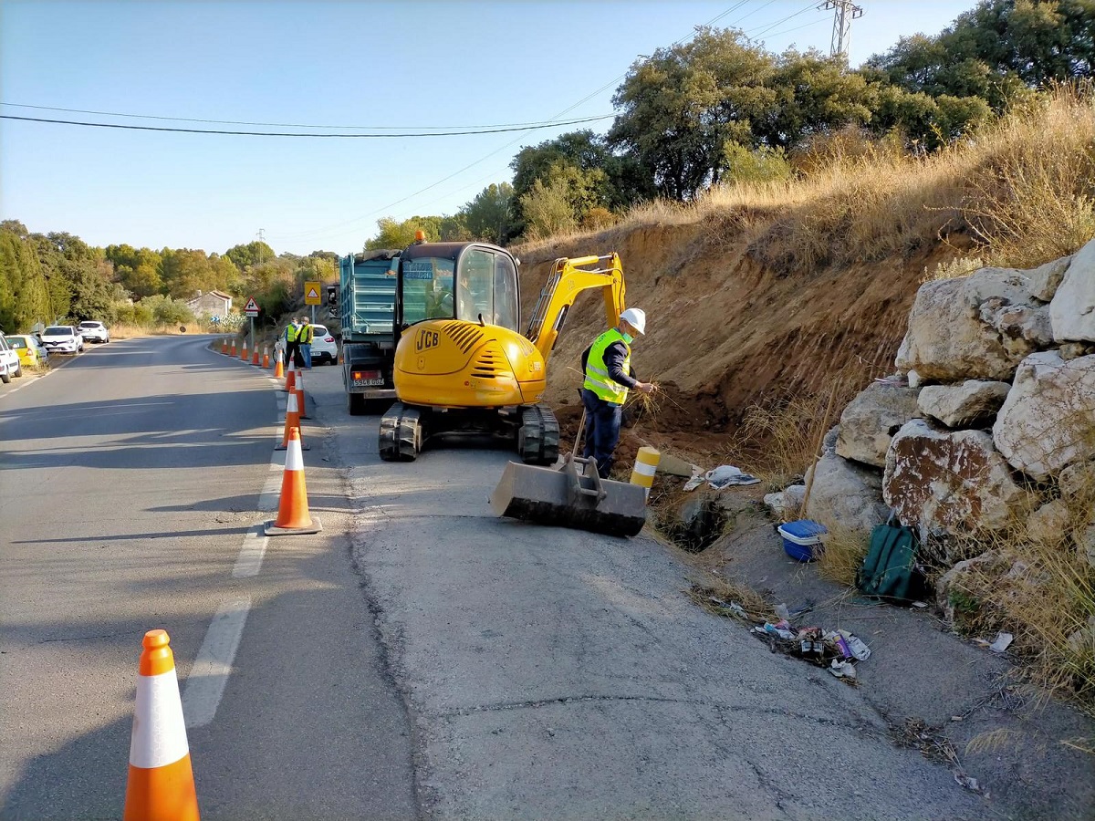 Imagen de archivo de obras de mejora en la carretera de Arriate.