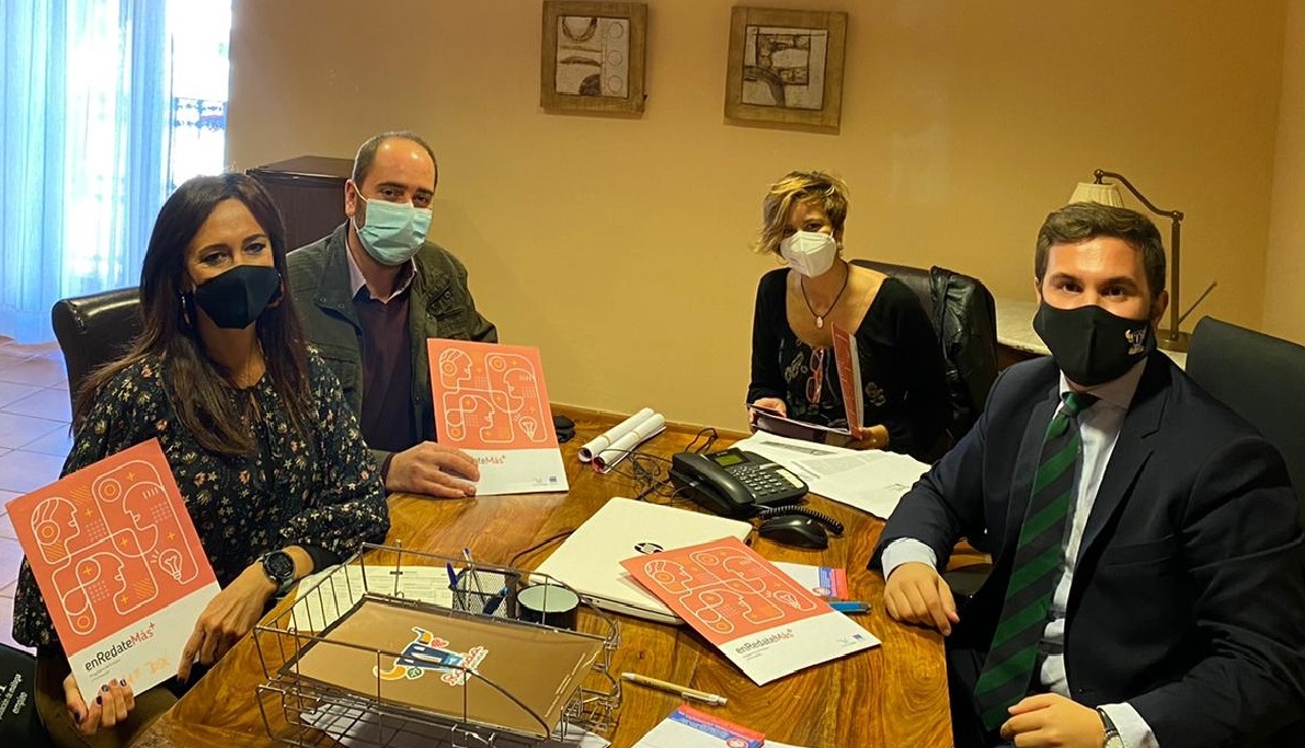 El delegado municipal de Educación ha informado de la reunión mantenida con los técnicos de Diputación de Málaga.
