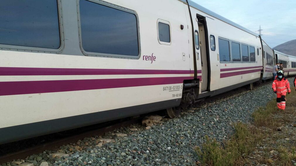 Este pasado jueves un tren se salió de la vía a la altura del término municipal de Teba.