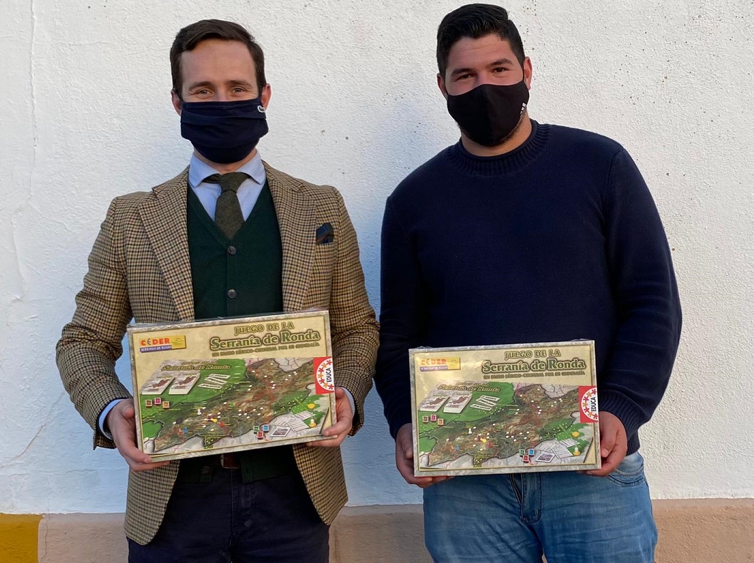 El concejal de Participación Ciudadana y el presidente de la asociación vecinal.