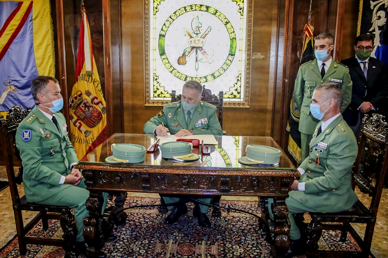 Momento en el que se ha producido el relevo en el mando del Tercio legionario de Ronda.