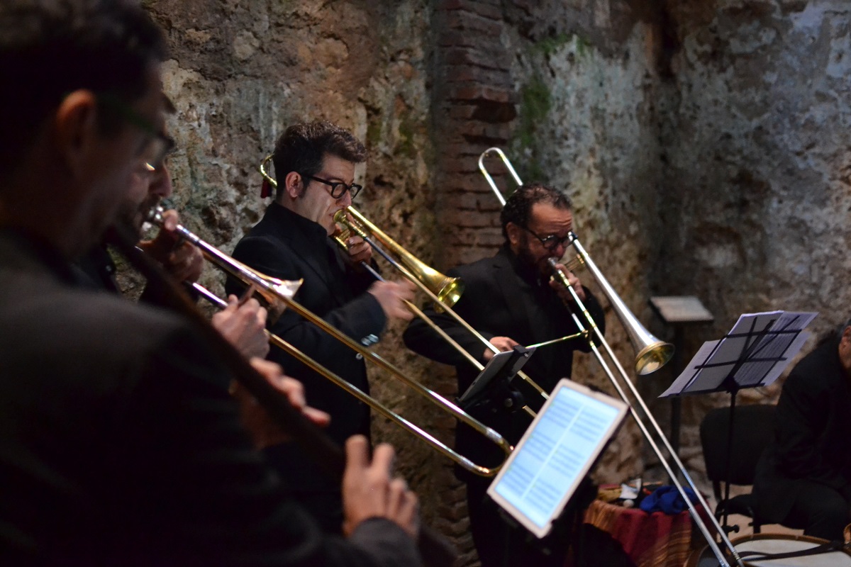 Un momento del concierto que ha tenido lugar esta tarde en Los Baños Árabes.