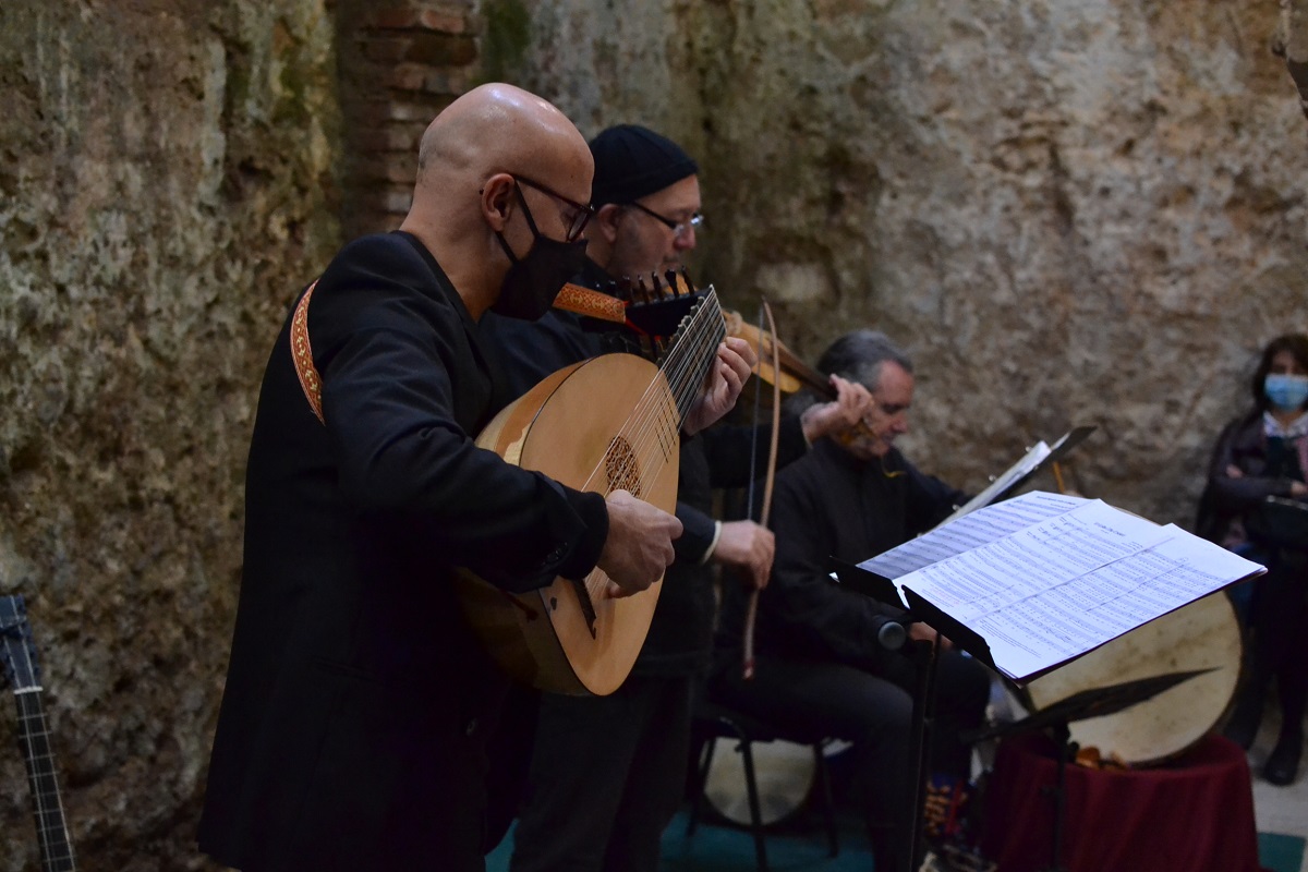 El segundo concierto se ha desarrollado esta mañana en Los Baños Árabes.