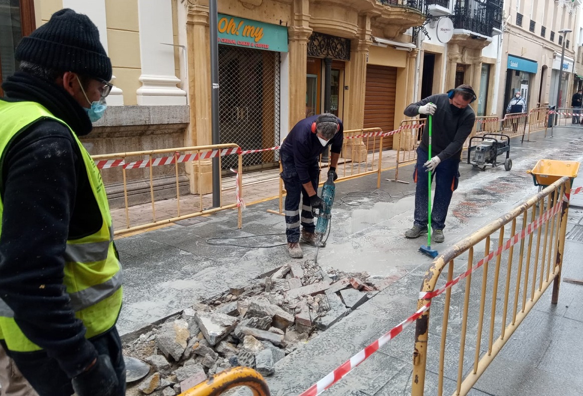 Se prentende realizar las obras en el centro comercial , para unificar la zona.