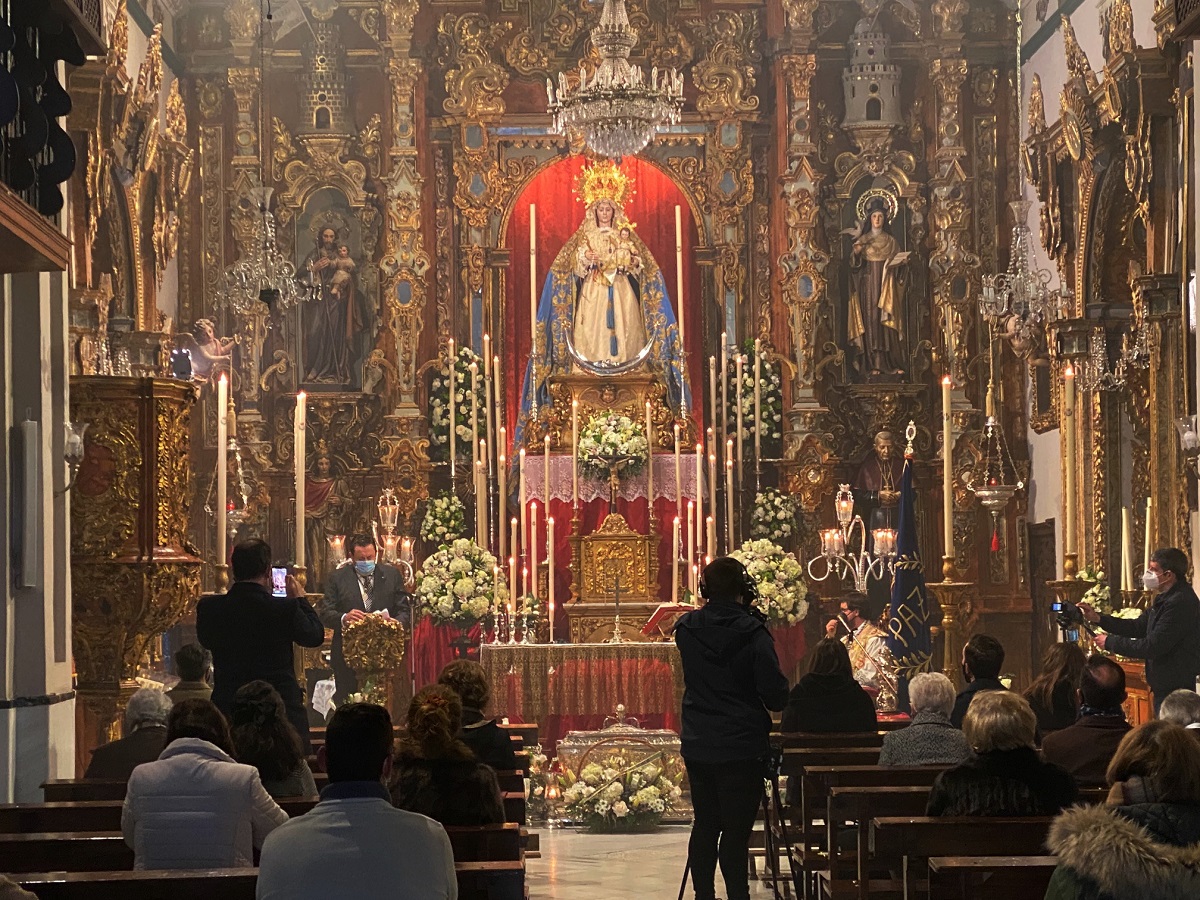 Ronda celebra la festividad de su patrona y alcaldesa perpetua de la ciudad, la Virgen de la Paz, con una solemne misa