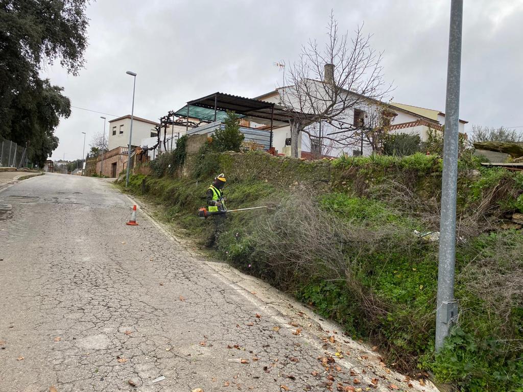 Imagen de las mejoras que se están realizando en la pedanía de Los Prados.