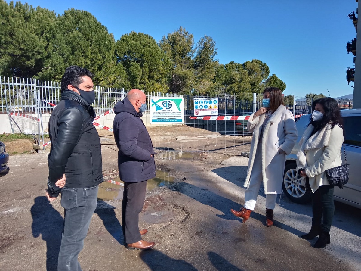 El Ayuntamiento acomete las obras de urbanización del vial trasero de la barriada de La Harinera