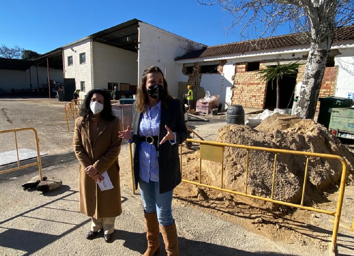 La alcaldesa y la concejal de Soliarsa han visitado esta mañana las instalaciones.