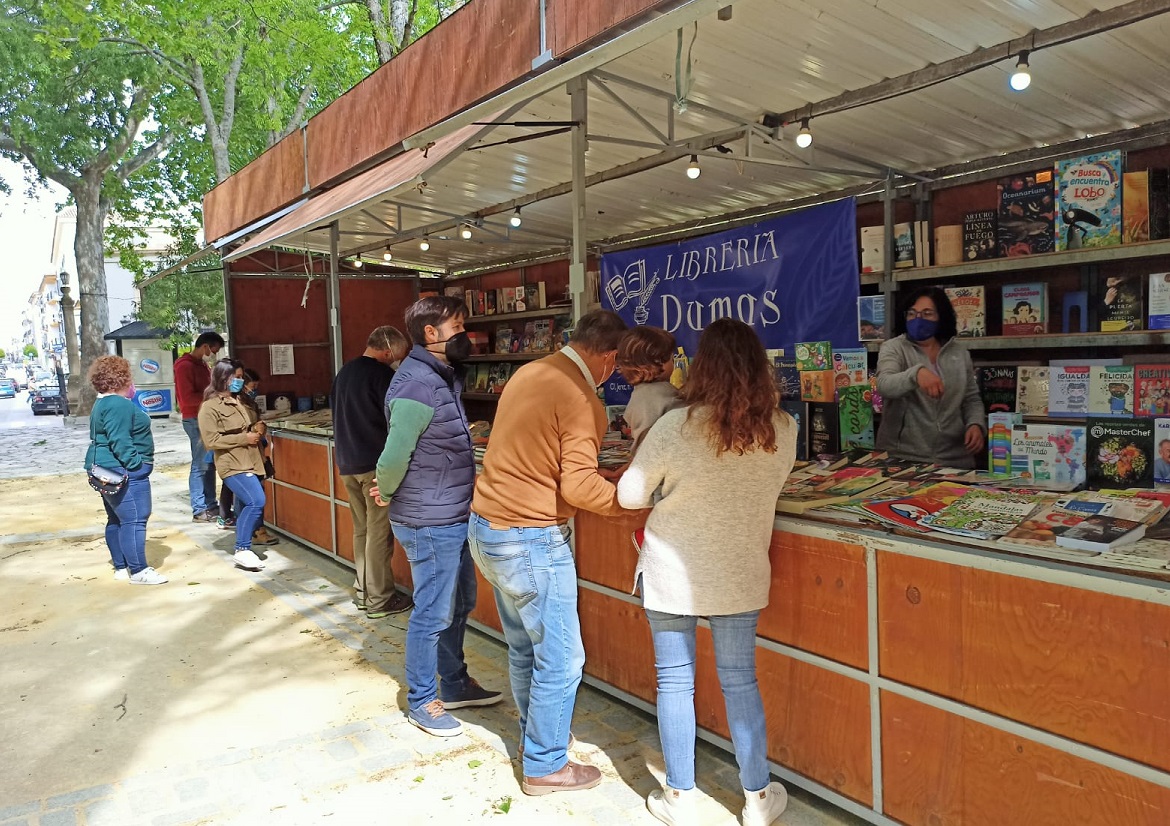 La Alameda del Tajo acogerá hasta el 2 de mayo La Feria del Libro de Ronda
