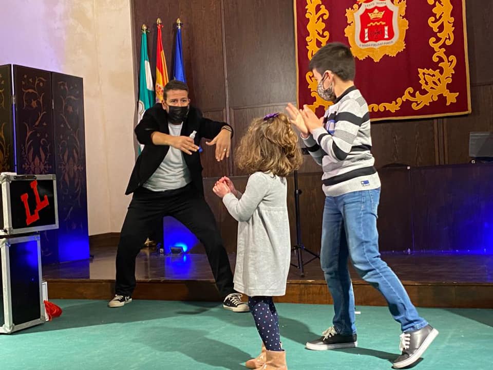 El mago rondeño Fran Qué en una de sus últimas actuaciones en la ciudad.