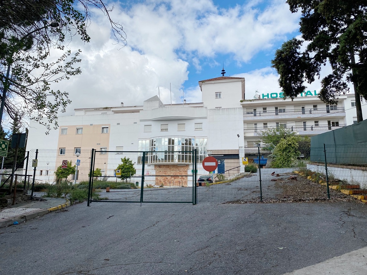 El Ayuntamiento quiere situar los estudios universitarios de Enfermería y Fisioterapia en el antiguo hospital