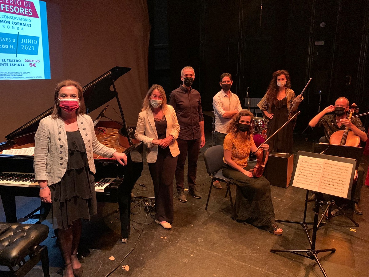 El concierto se ha celebrado esta tarde en el Teatro Municipal Vicente Espinel.