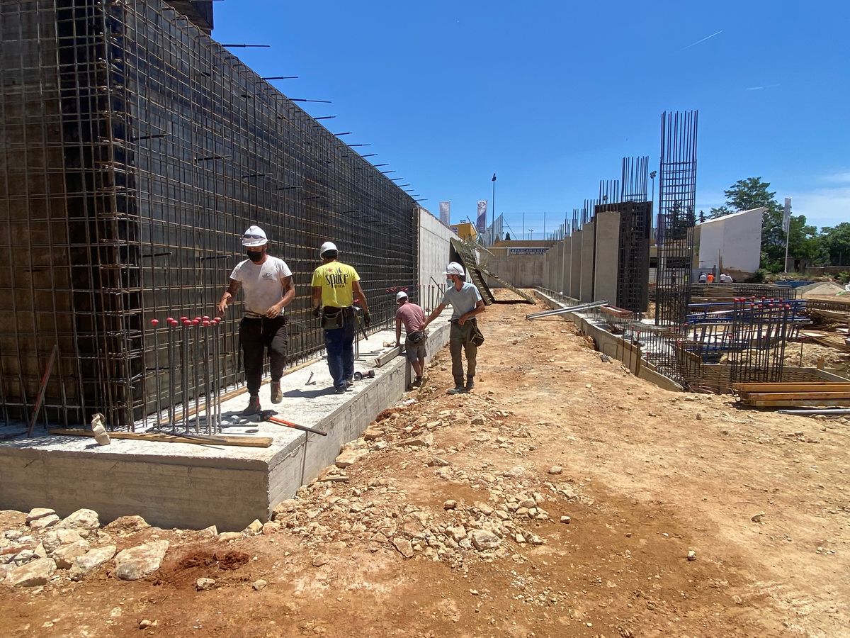 La nueva estación de autobuses se está edificando en El Fuerte.