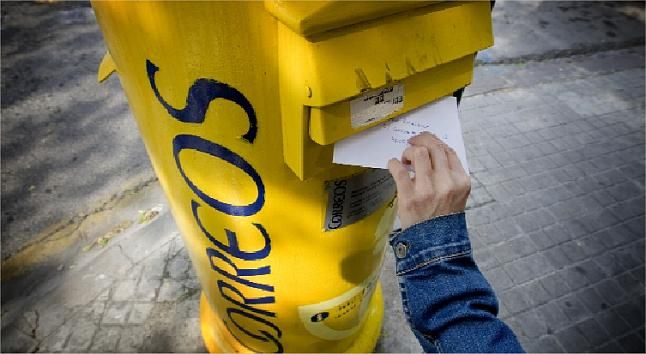 Buzón de Correos a disposición de los usuarios.