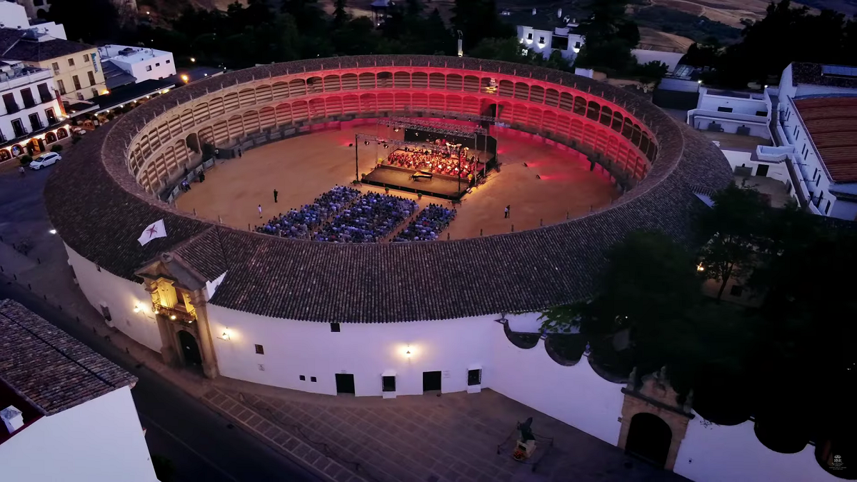 La Real Maestranza ha presentado este año una programación especial por su aniversario.