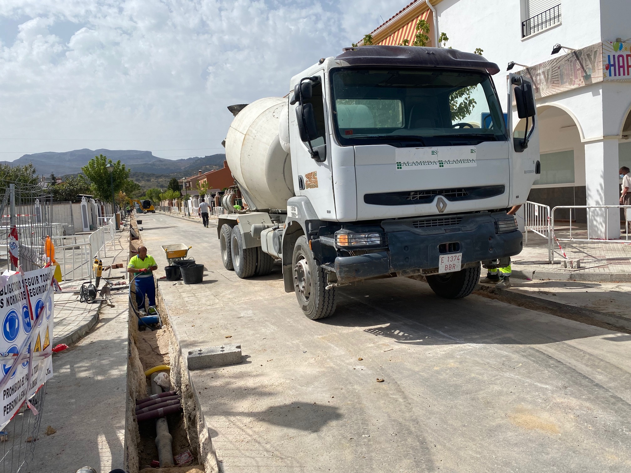 El Ayuntamiento licita la segunda fase de las obras de abastecimiento de agua para La Planilla con 210.000 euros
