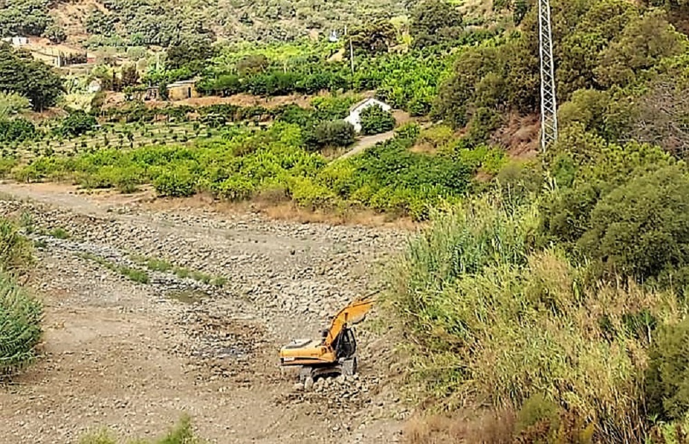 Los trabajos en los cauces de los ríos ya han comenzado.