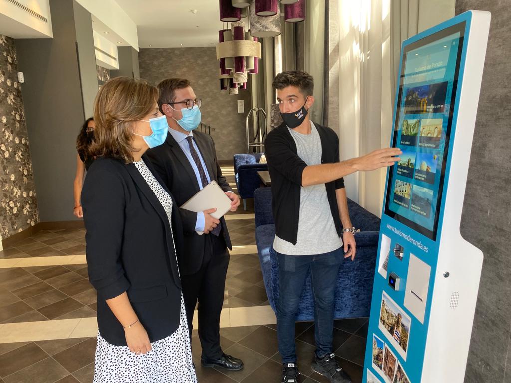 Turismo Ronda instala ‘ticketpoints’ en espacios y establecimientos para mejorar y ampliar la experiencia de los visitantes