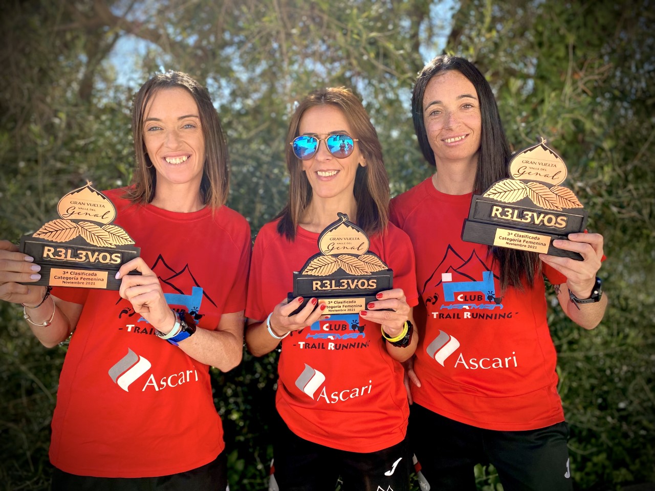 Equipo de 'Las Super Nenas Harman', compuesto por Susana Gutiérrez, Conchi Gutiérrez y Estefanía Gutiérrez.