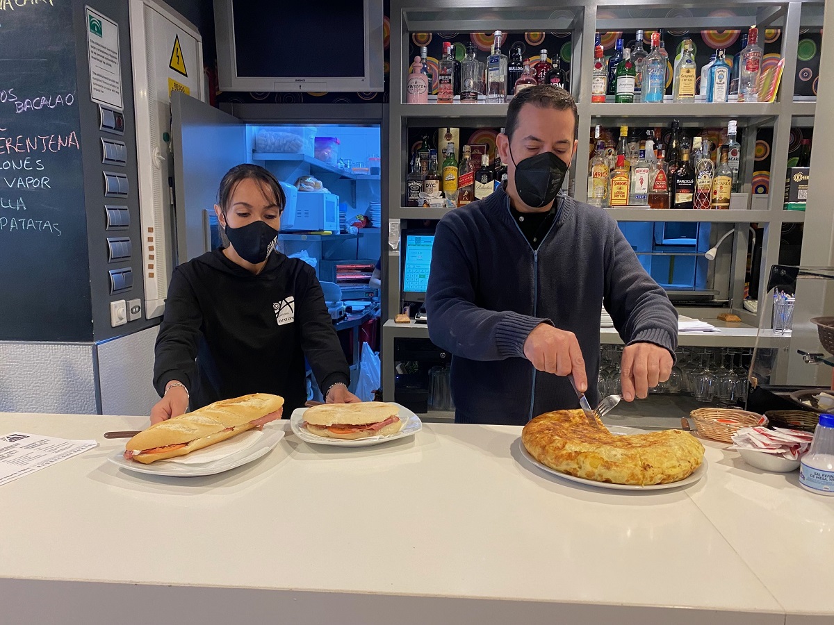 Vuelven los exquisitos desayunos para disfrutar entre amigos al Bar Antonio