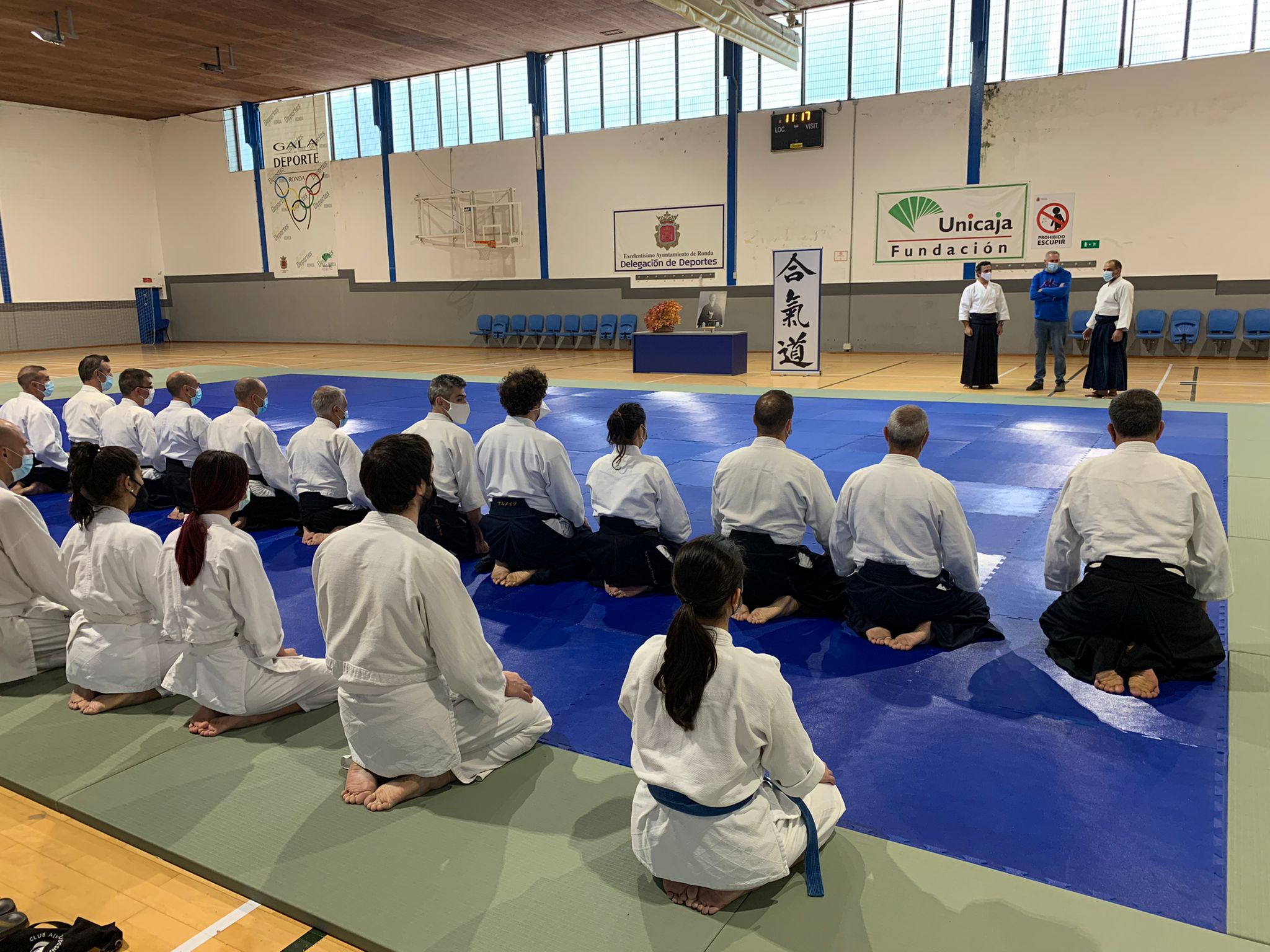 Un momento del curso ofrecido por este gran maestro de aikido.