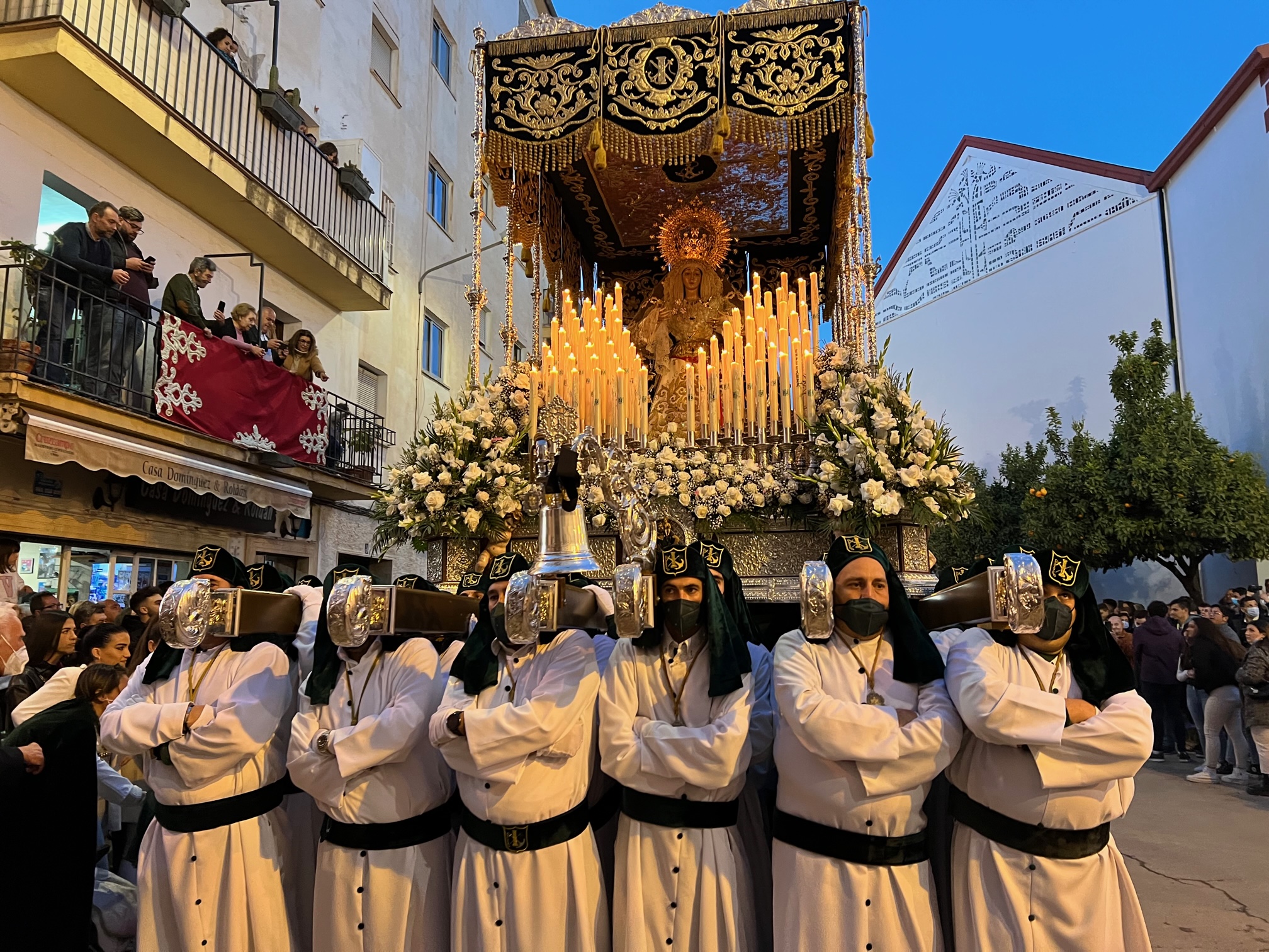La Novia de Ronda ha brillado con luz propia este Miércoles Santo.
