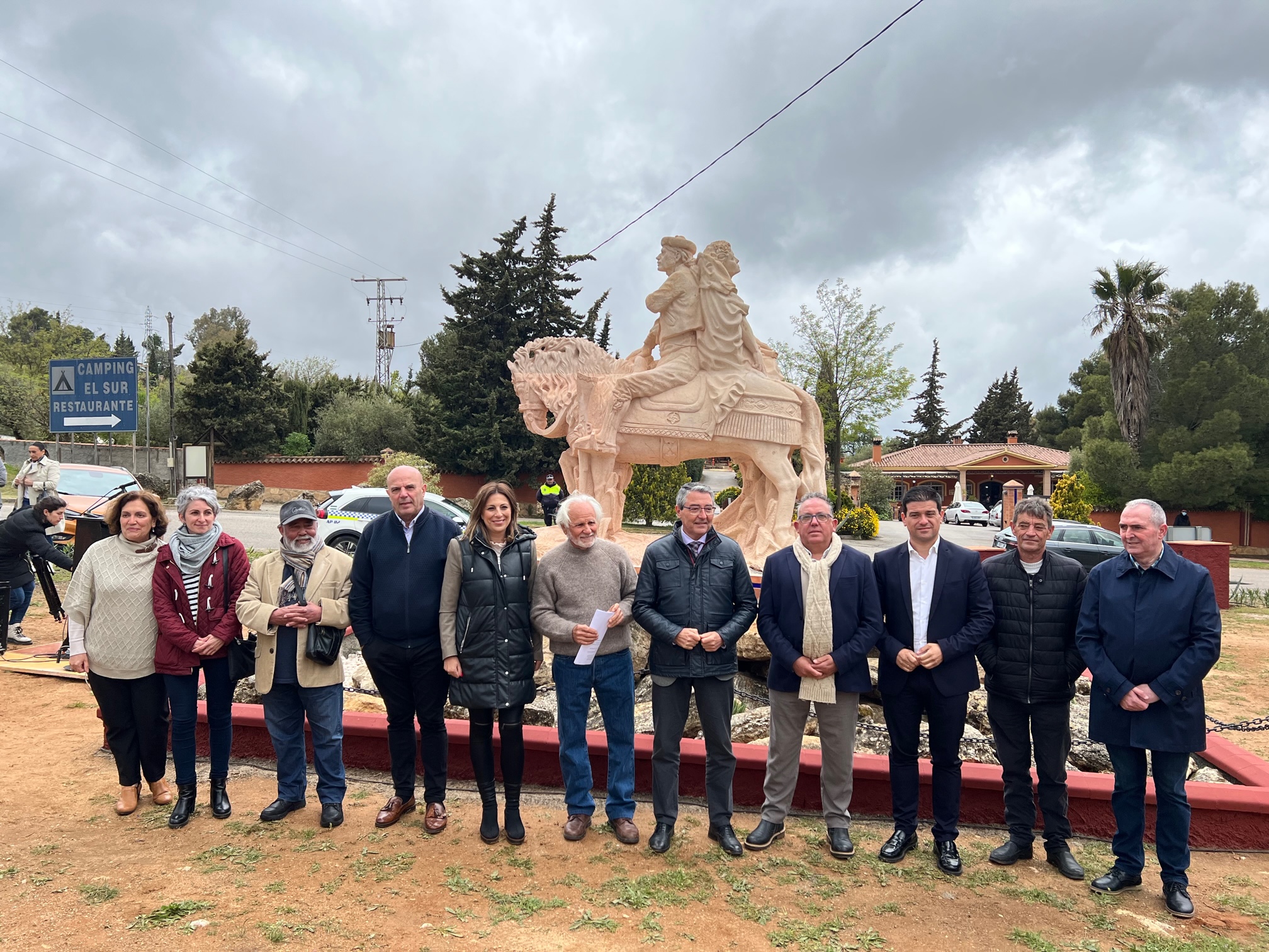 El monumento se ha inaugurado hoy con la presencia de numerosas autoridades.