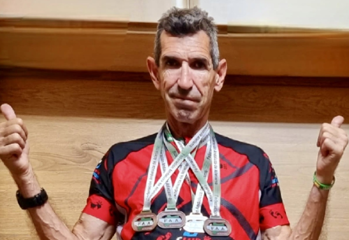 El deportista rondeño logró hasta cuatro medallas en distintas modalidades.