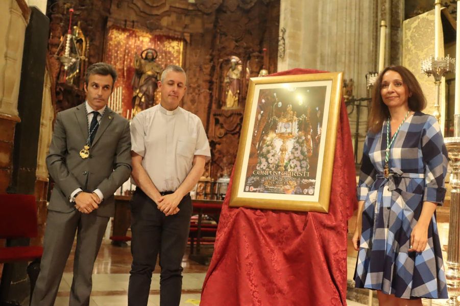 El Cartel del Corpus se presentó anoche en la Colegiata de Santa María la Mayor.
